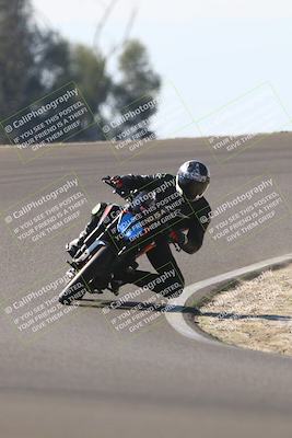 media/Nov-02-2025-Lets Ride (Sun) [[f7a3caa734]]/B Group/1220pm (Turn 2 Outside)/